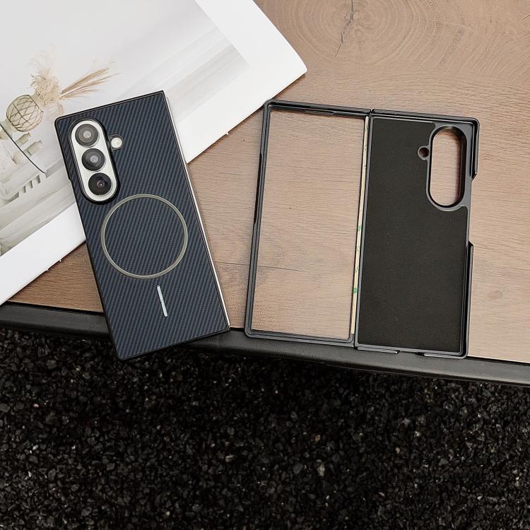 Carbon Fiber Texture MagSafe Phone Case